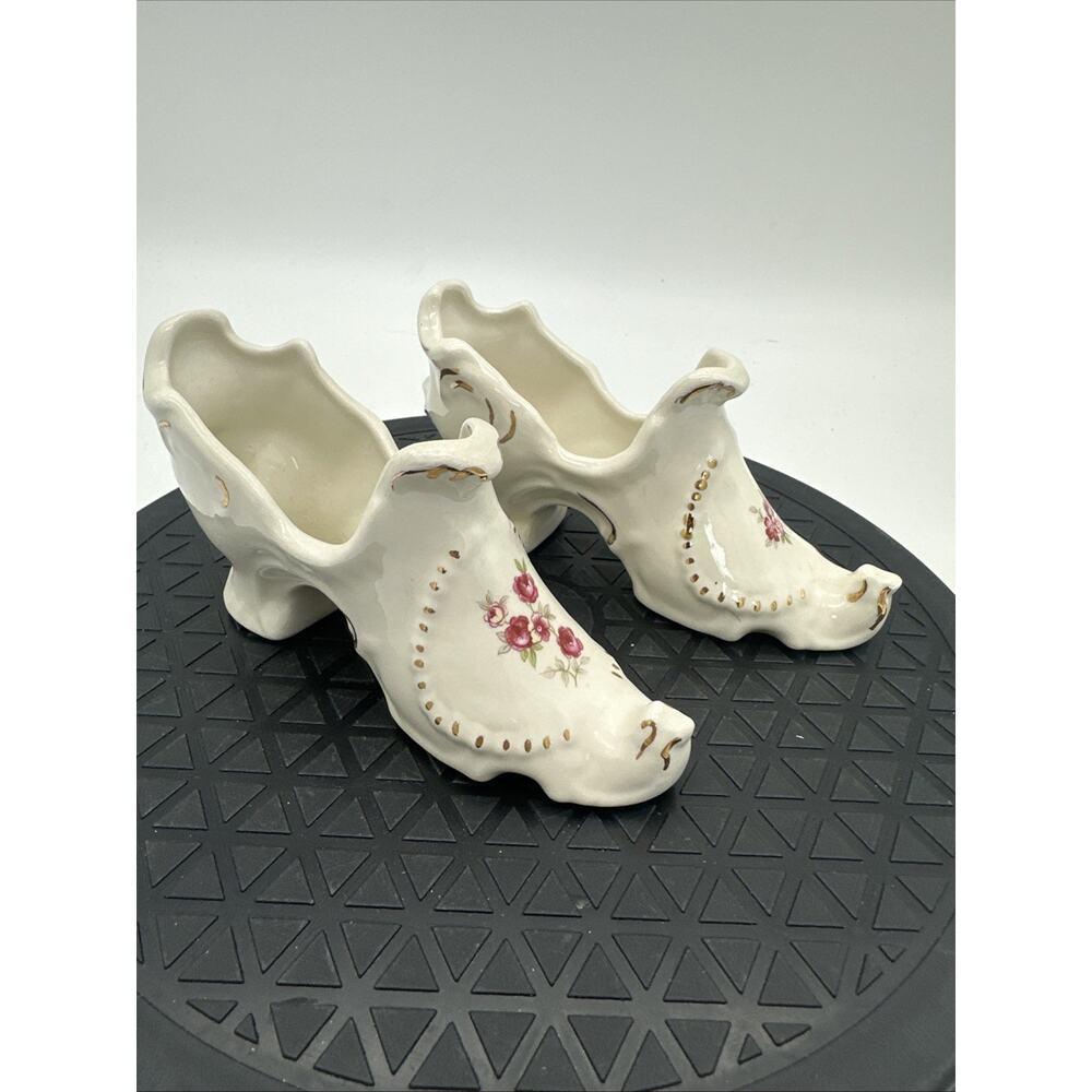 Vintage Pair Of Handpainted Victorian Boots Shoes Ceramic